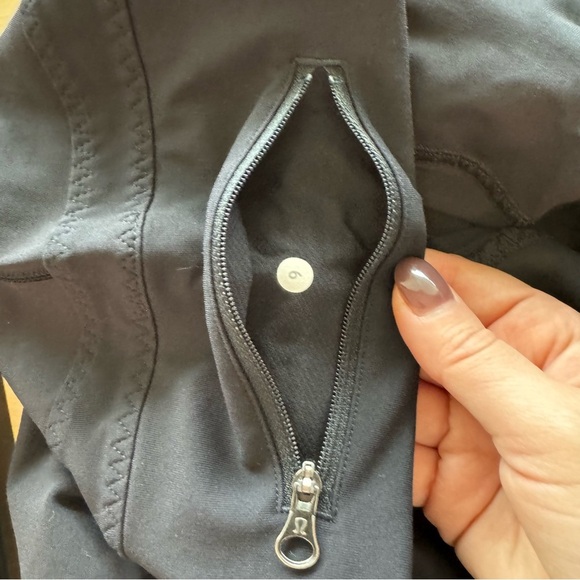 Lululemon Run For Life Ruched Crop Leggings size 6 - Picture 8 of 9